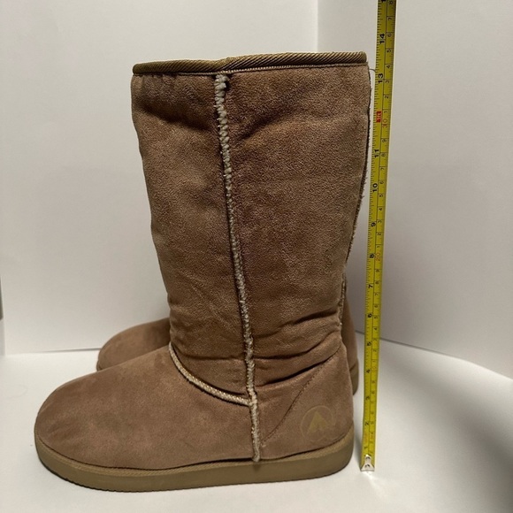 Airwalk Tall Tan Boots Size 12 - Picture 6 of 10